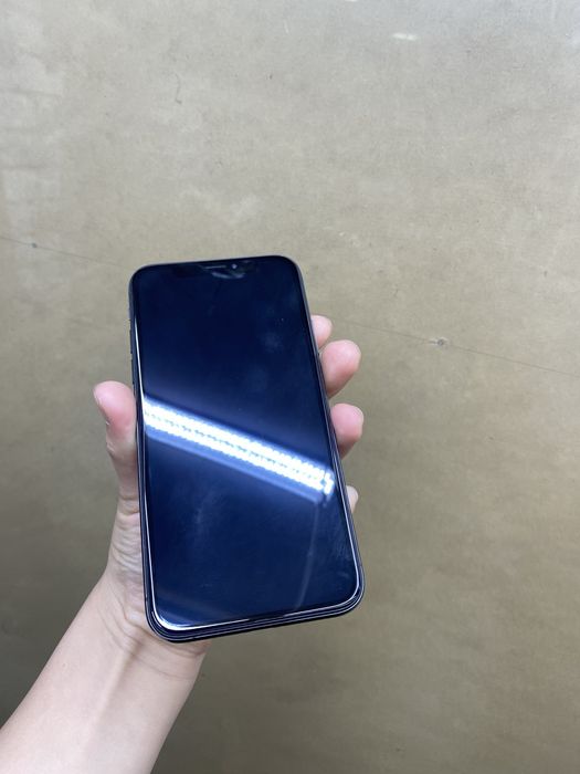 Iphone Xs телефон