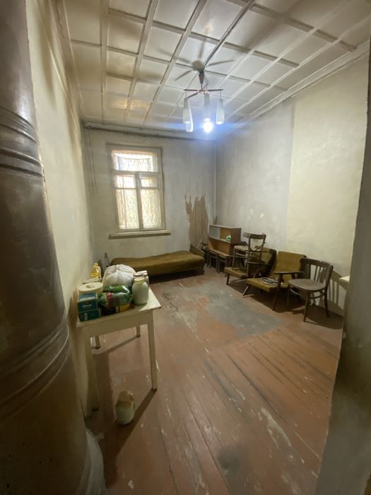 Яккасарой район Ракат махалла 2 хона 50 кв