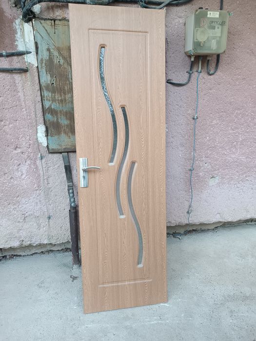 Ușă de baie cu cheie