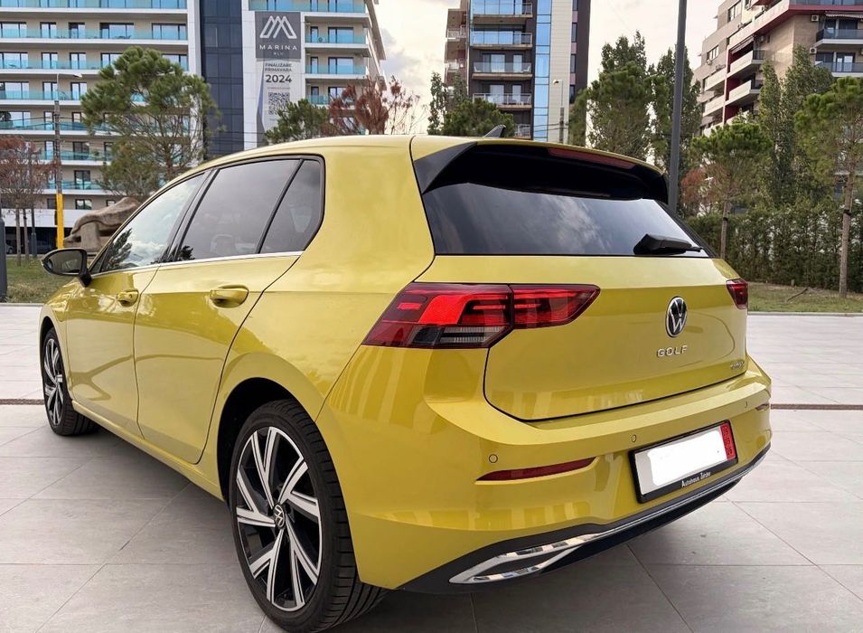 Vw golf 8 plug in hybrid 2023 dsg iq led matrix