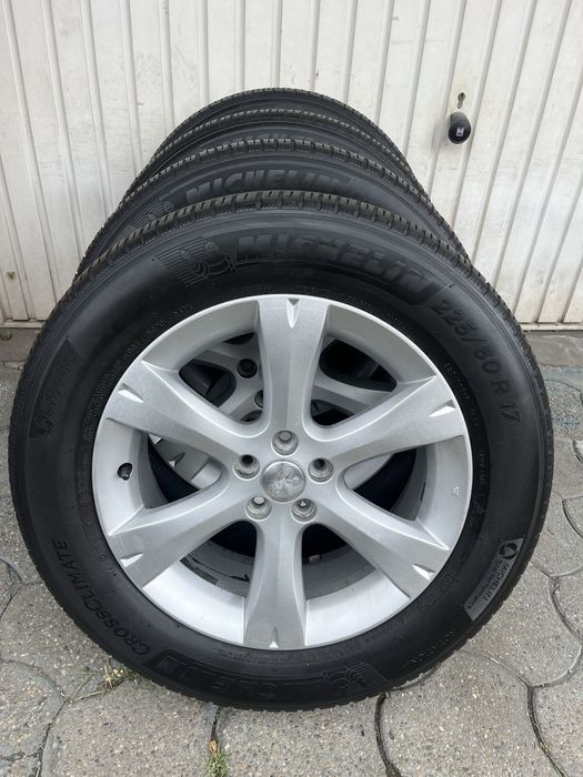 Jante aliaj 5x100mm, anvelope iarna 225/60 R17 Subaru Forester Outback