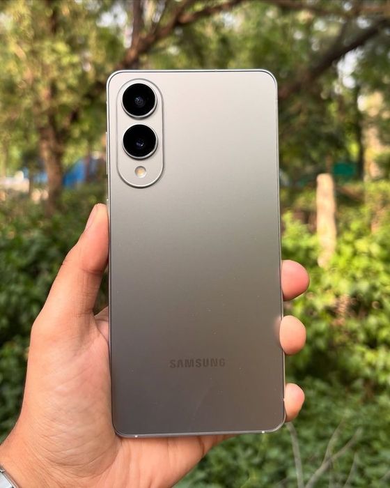 Samsung Galaxy S25 Edge - 2025