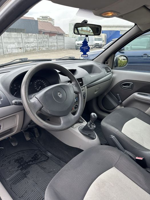 Renault Symbol 1.2 Benzină