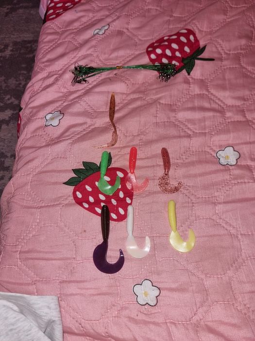 Продам силикон на щуку и окуня