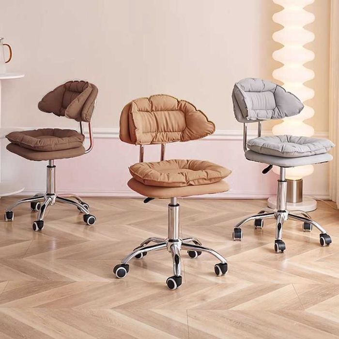 Стул для мастера маникюра барный стул стул офисный  стул на колесах