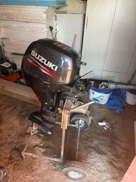 двигател Suzuki