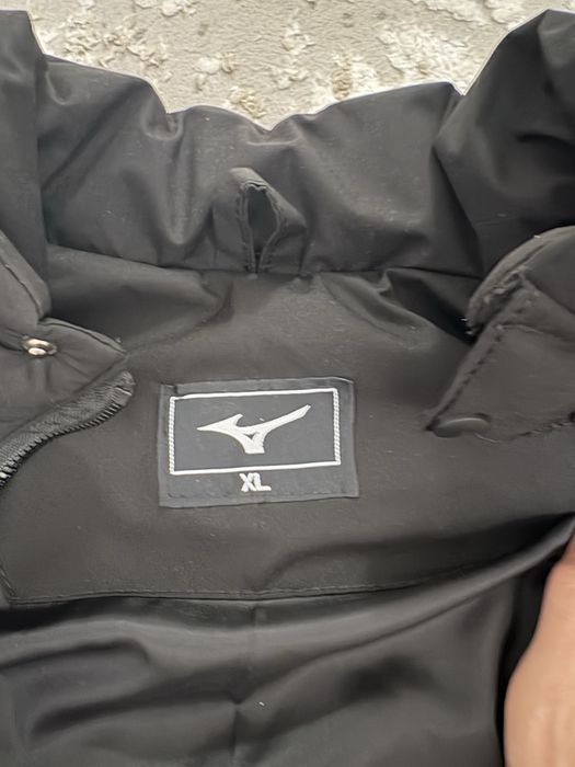 Куртка мизуно оригинал