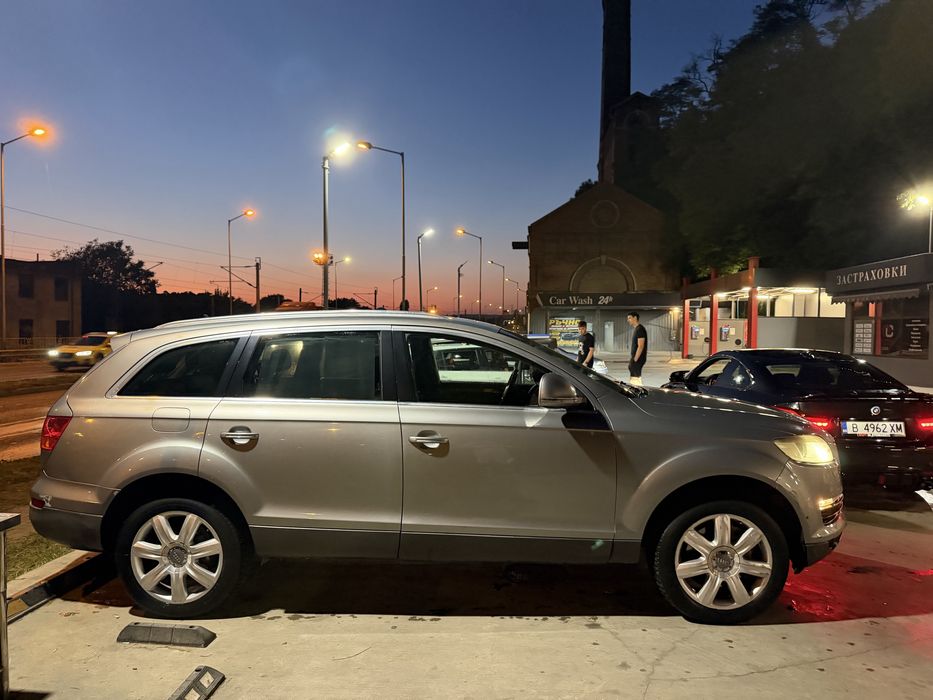 Audi Q7 2006г. 3.0 TDI