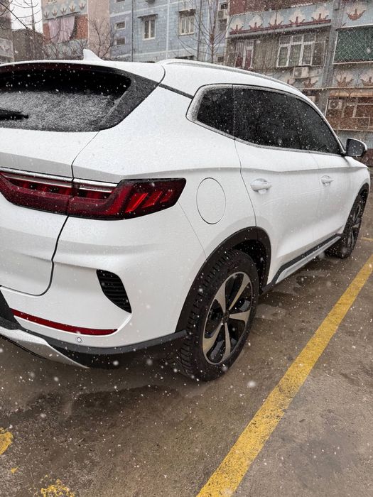 byd song plyus hybrid sotiladi