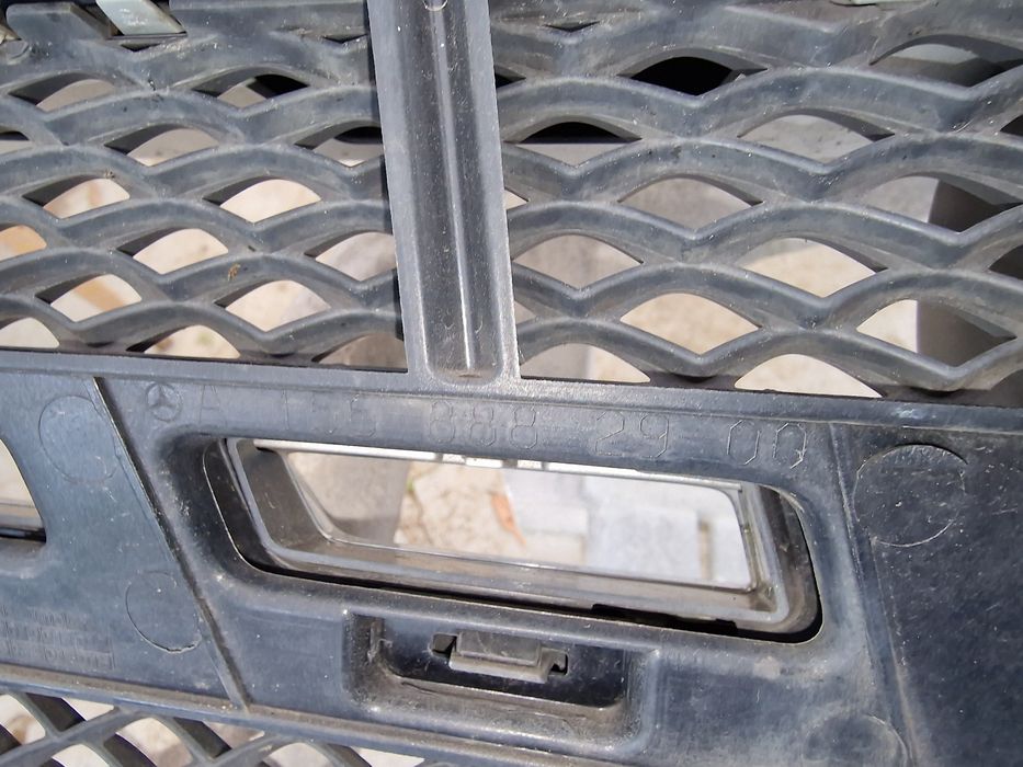 Mercedes Benz W156 GLA face lift решетка