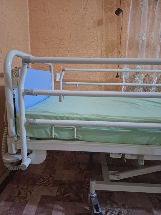 Продается медицинская кровать