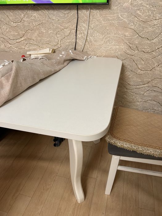 Продам Гостинный стол