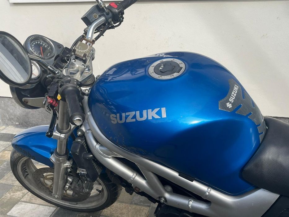 Suzuki SV 650, din 2000