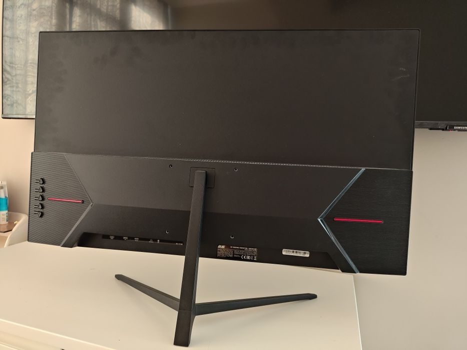 Монитор на запчасти