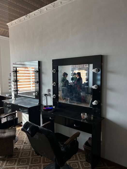 Salon jixozlari trimo kreslo moyka tez va arzon sotiladi