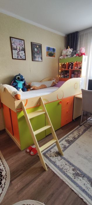 Продам детскую мебель