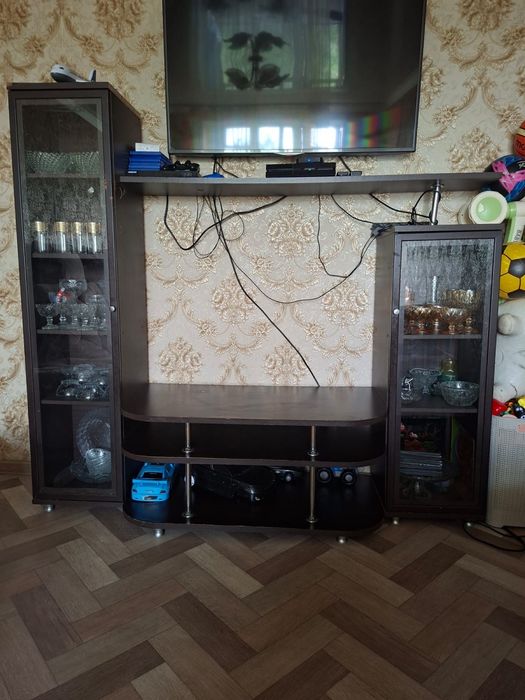 Продаётся тримо под телевизор
