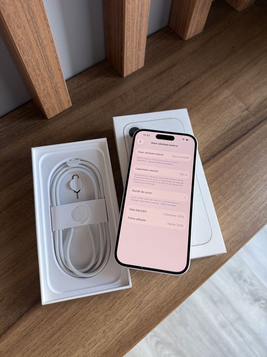 Iphone 16 White - Nou