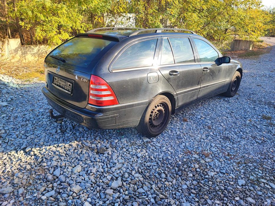 Мерцедес C 220 CDI 150 коня W203 На Части