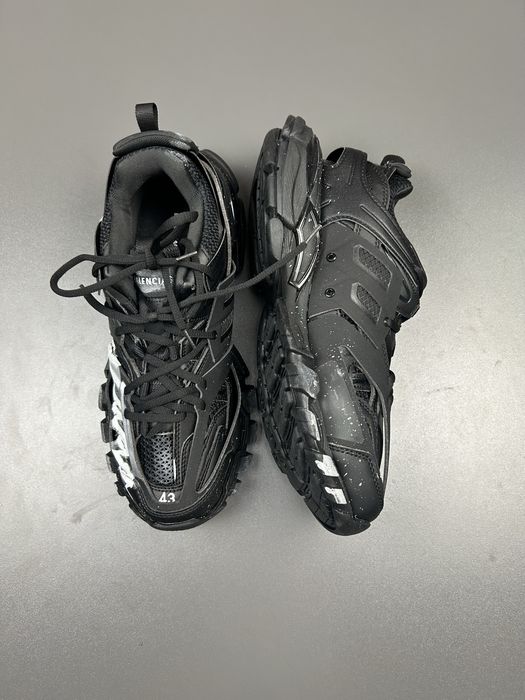 Balenciaga Track