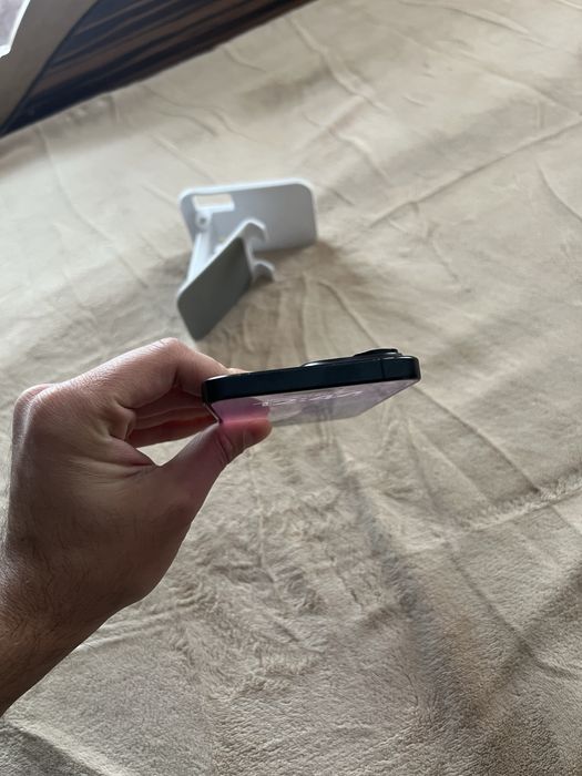 Продам Iphone 15 pro max 256 срочно