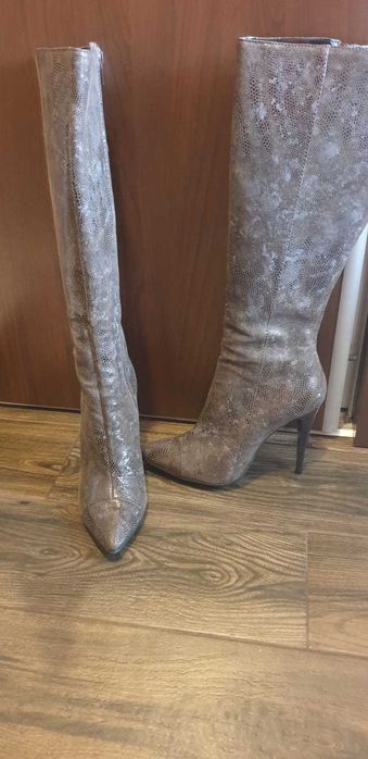 Cizme Pepper, piele naturala, cu toc inalt, marimea 38, noi