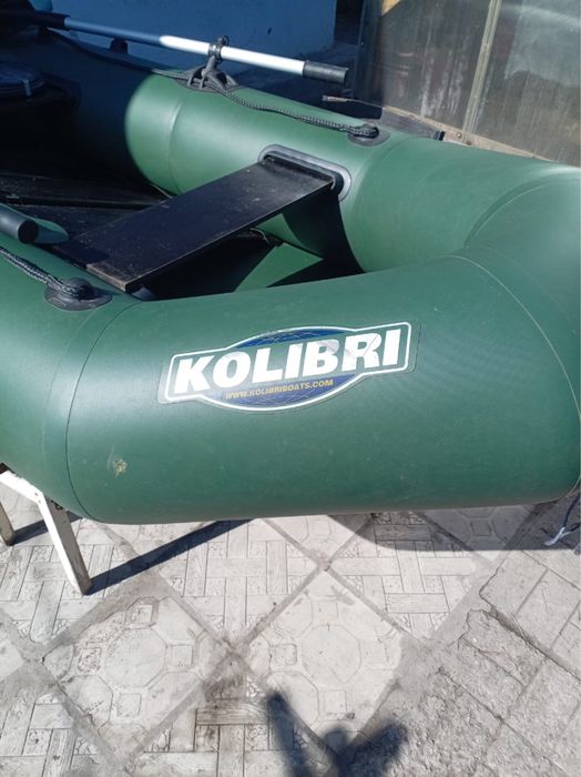 Продам надувную лодку колибри