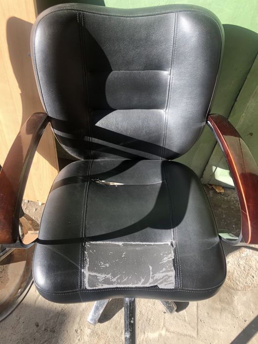 Продам кресло для салонов