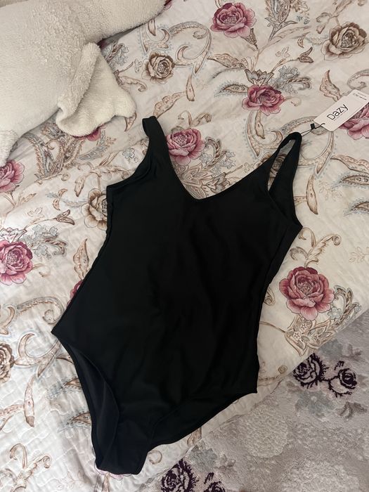 продам новый купальник