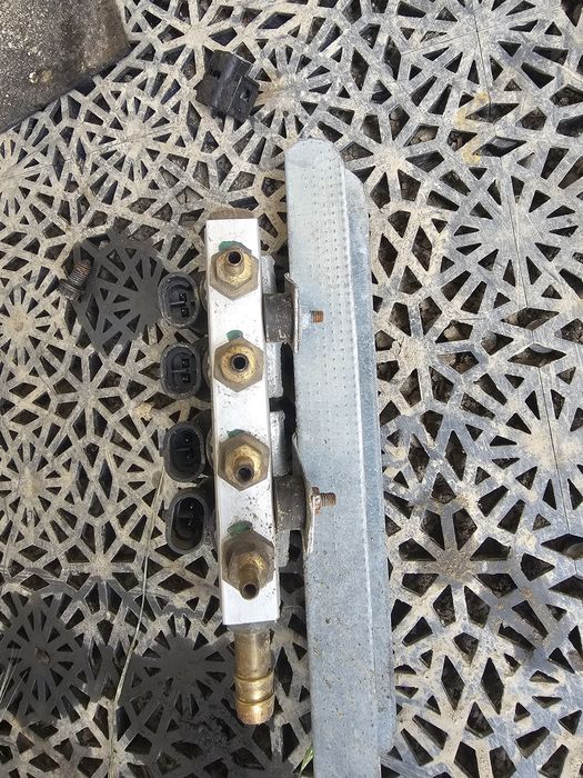 Rampa injectoare 67R010973 Dacia Logan 2 (2013 - 2016)