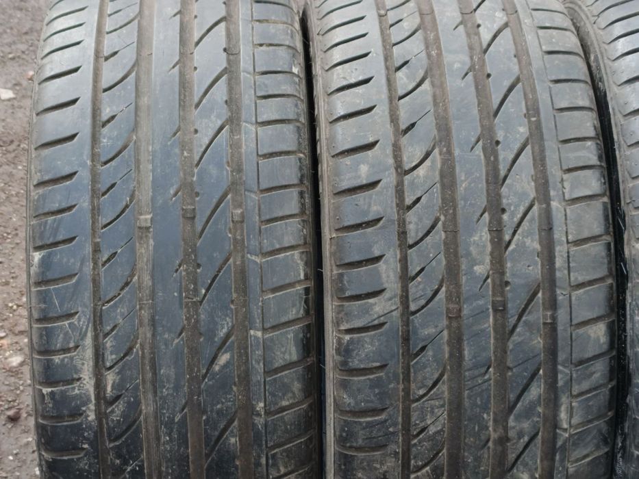 245/45/18 комплект