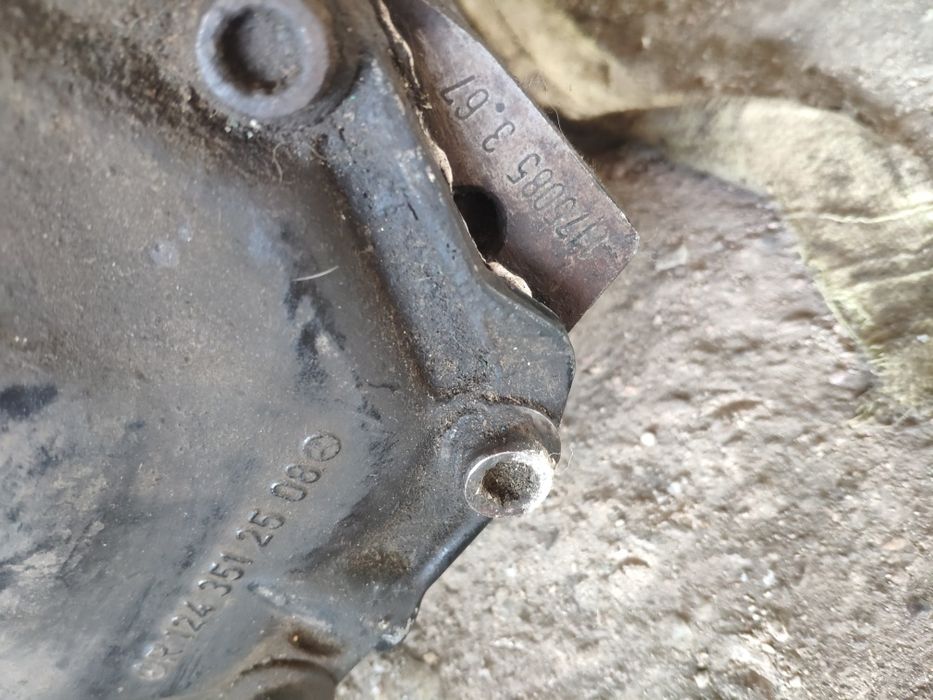 Редуктор на Мерседес w 124