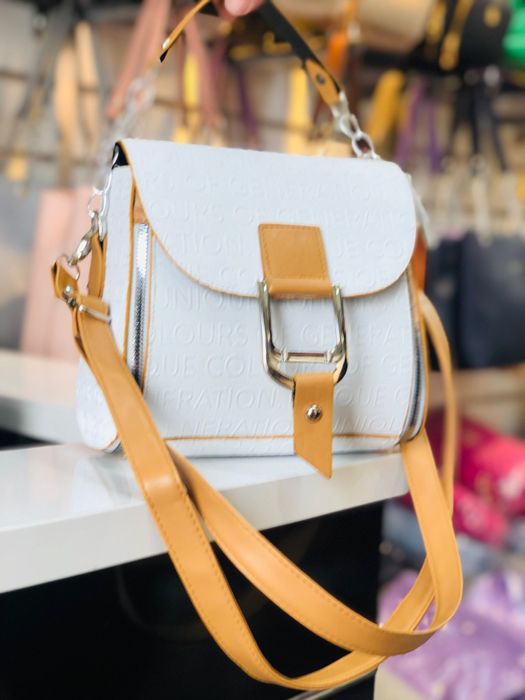 Дамски чанти от еко кожа