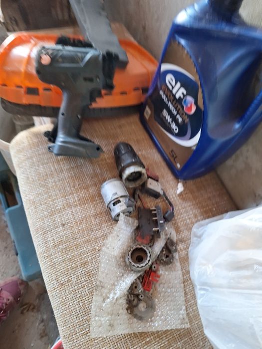 Fierăstrău sabie makita,  funcțională,  cu excepția sistemului de panz