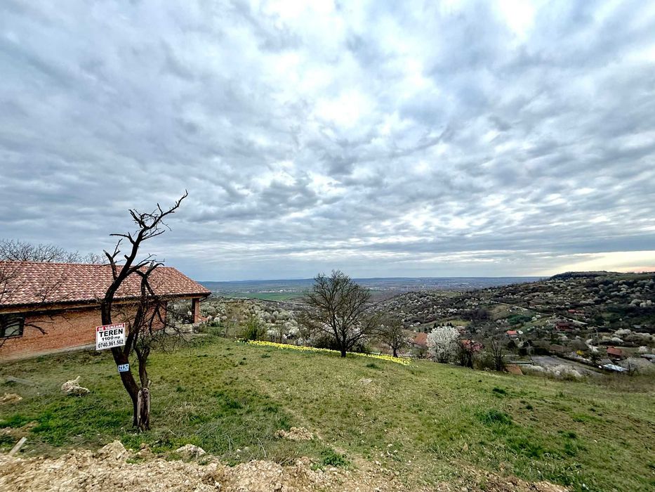 RAR! Teren 1110mp Oradea, str. Gheorghe Doja, vedere superba panorama