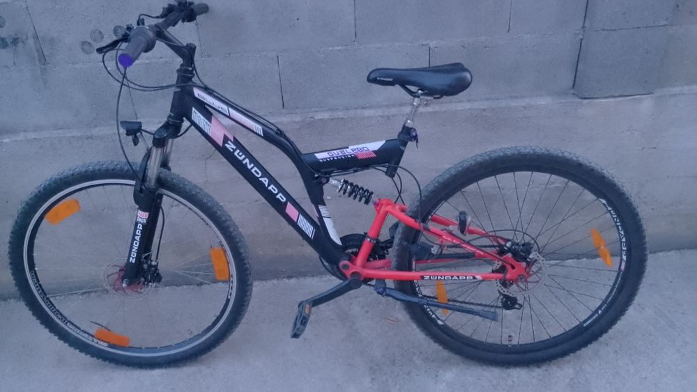 Vând bicicleta Zundapp full suspenson