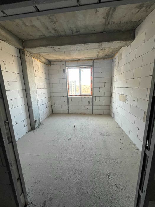 СРОЧНО Chinara Park 2/9/10 47 кв