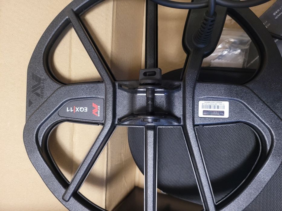 Металдетектор Металотърсач Minelab Equinox 900