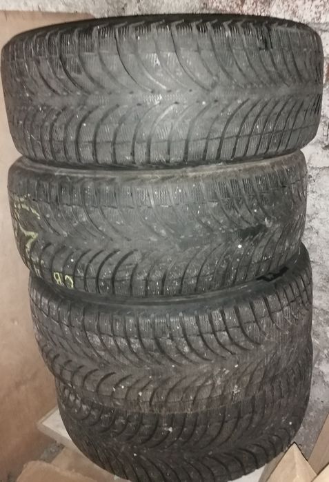 Зимни гуми Micheline Alpine LATITUDE 235x55R19 к-т 300 лв