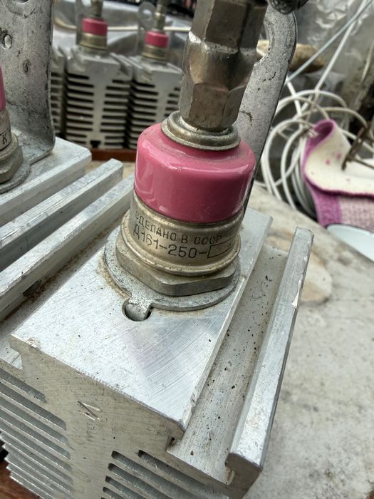 Д 161 250 високомощен диот 12 броя