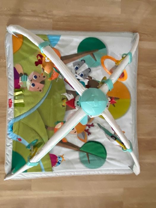 Активна гимнастика Tiny Love