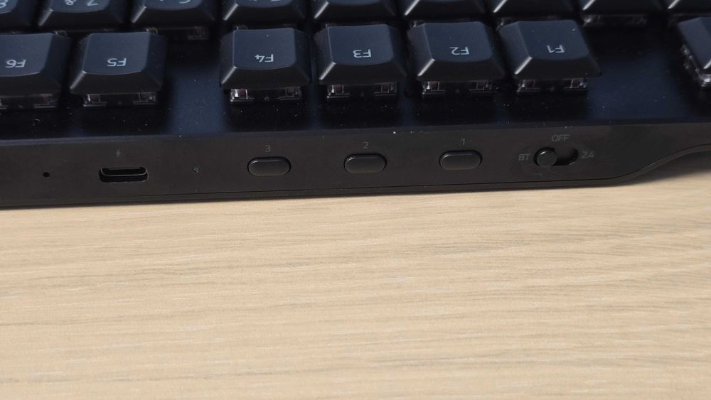 Tastatura Gaming Mecanica RAZER DeathStalker V2 Pro