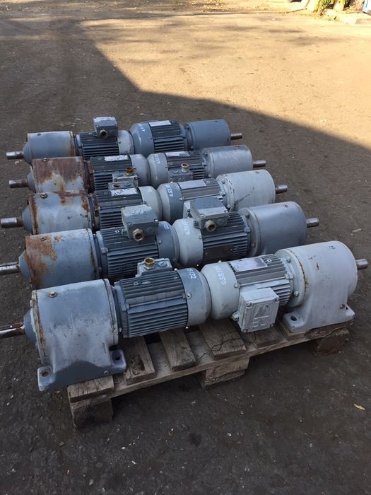 Мотор-редуктор/редуктори Sew-Eurodrive