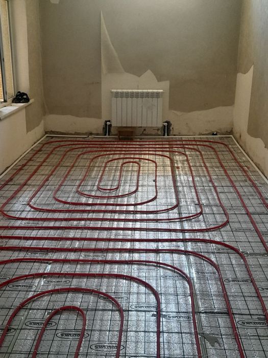 Профессиональный сантехник.Монтаж пластиковых труб.Теплый пол.