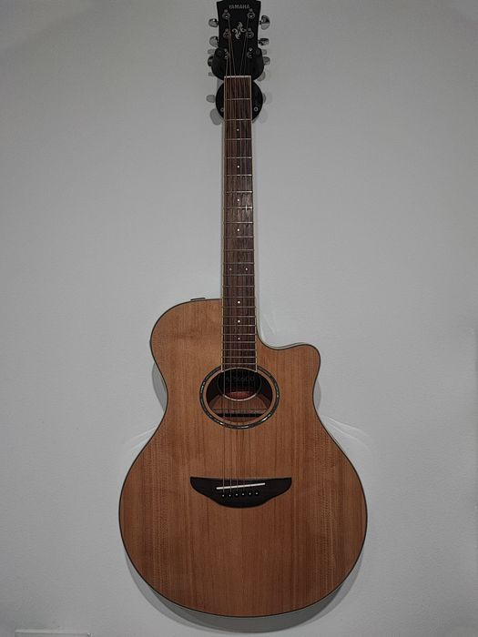 Chitară Yamaha APX600
