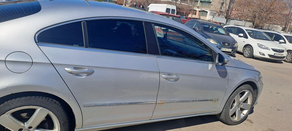 Vând passat cc 2008