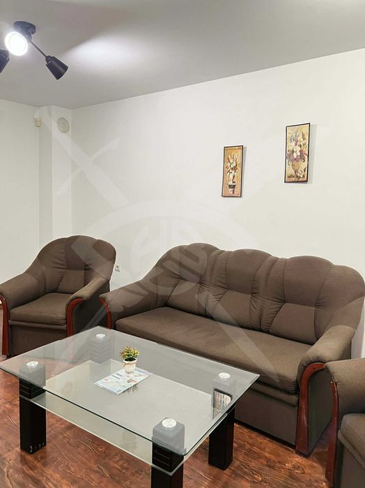 Тристаен апартамент в района на Колхозен пазар- 147259