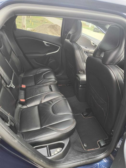 Vand Volvo V40 2016