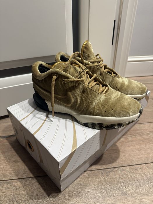 LEBRON кроссовки