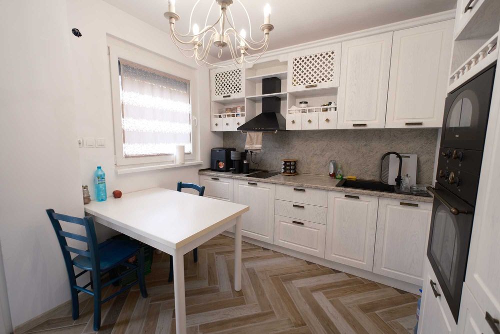 Продава се Къща в Велико Търново, Център - 222 кв.м за 618 €/кв.м - Снимка #1